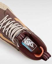 Load image into Gallery viewer, UA Vans Sk8-Hi Waterproof Insulated Shoe
