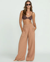 Load image into Gallery viewer, Billabong Women's New Waves Gauze Elastic Pant