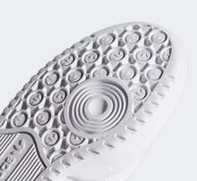 Load image into Gallery viewer, Adidas Forum Mid Shoe