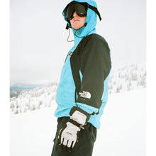 Load image into Gallery viewer, Howl Team Glove Plus