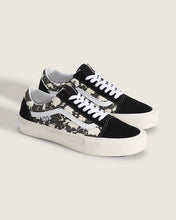 Load image into Gallery viewer, Vans Skate Old Skool Shoes