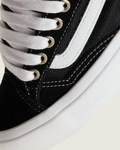 Load image into Gallery viewer, Vans Skate Old Skool 36+ Shoe