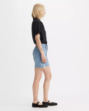 Load image into Gallery viewer, Levi 501 Mid Thigh Women's Short