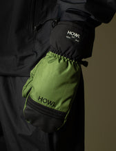 Load image into Gallery viewer, Howl “Team Mitt”