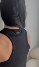 Load image into Gallery viewer, Après Actif Essential Crop Tank