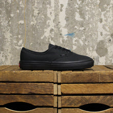 Load image into Gallery viewer, Vans Authentic UC