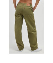 Load image into Gallery viewer, LEVI'S '94 Baggy Utility Pant