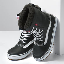 Load image into Gallery viewer, Vans Standard Snow MTE Boot