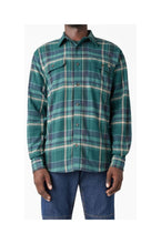 Load image into Gallery viewer, Dickies Men&#39;s FLEX Long Sleeve Shirt