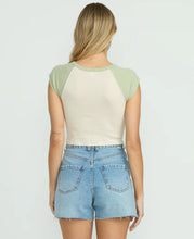 Load image into Gallery viewer, Billabong Women&#39;s Paradise Raglan Short Sleeve Knit