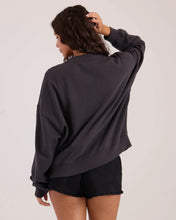 Load image into Gallery viewer, Volcom WOMEN'S LIVED IN FLEECE HENLEY