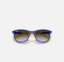 Load image into Gallery viewer, Ray Ban Junior ORJ9077S Sunglasses