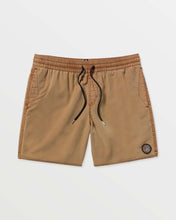 Load image into Gallery viewer, Volcom Center Trunk 17&quot;
