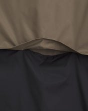 Load image into Gallery viewer, Vans MTE Lewis Windbreaker