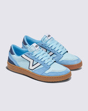 Load image into Gallery viewer, Vans Lowland 2.0 Shoes