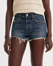 Load image into Gallery viewer, Levi Women&#39;s 501 Original Fit High Rise Short