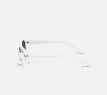 Load image into Gallery viewer, Ray Ban RB 4441D Sunglasses