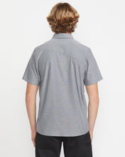 Load image into Gallery viewer, Volcom Men&#39;s Everett Oxford Short Sleeve Button Up