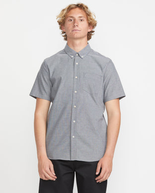 Volcom Men's Everett Oxford Short Sleeve Button Up