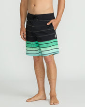 Load image into Gallery viewer, Volcom Quarta Fade Mod 19&quot; Shorts