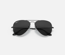Load image into Gallery viewer, Ray Ban RB 3025 Aviators