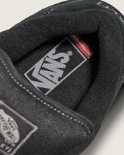 Load image into Gallery viewer, Vans Rowley XLT Shoe