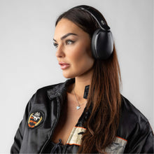 Load image into Gallery viewer, Skullcandy Hesh 360 Headphones