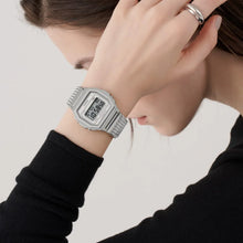 Load image into Gallery viewer, Casio Vintage Watch A1000MA-7VT