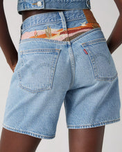 Load image into Gallery viewer, Levi 501 Mid Thigh Women&#39;s Short