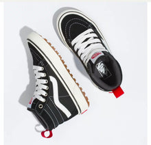 Load image into Gallery viewer, Vans Youth Sk8-Hi Mte-1
